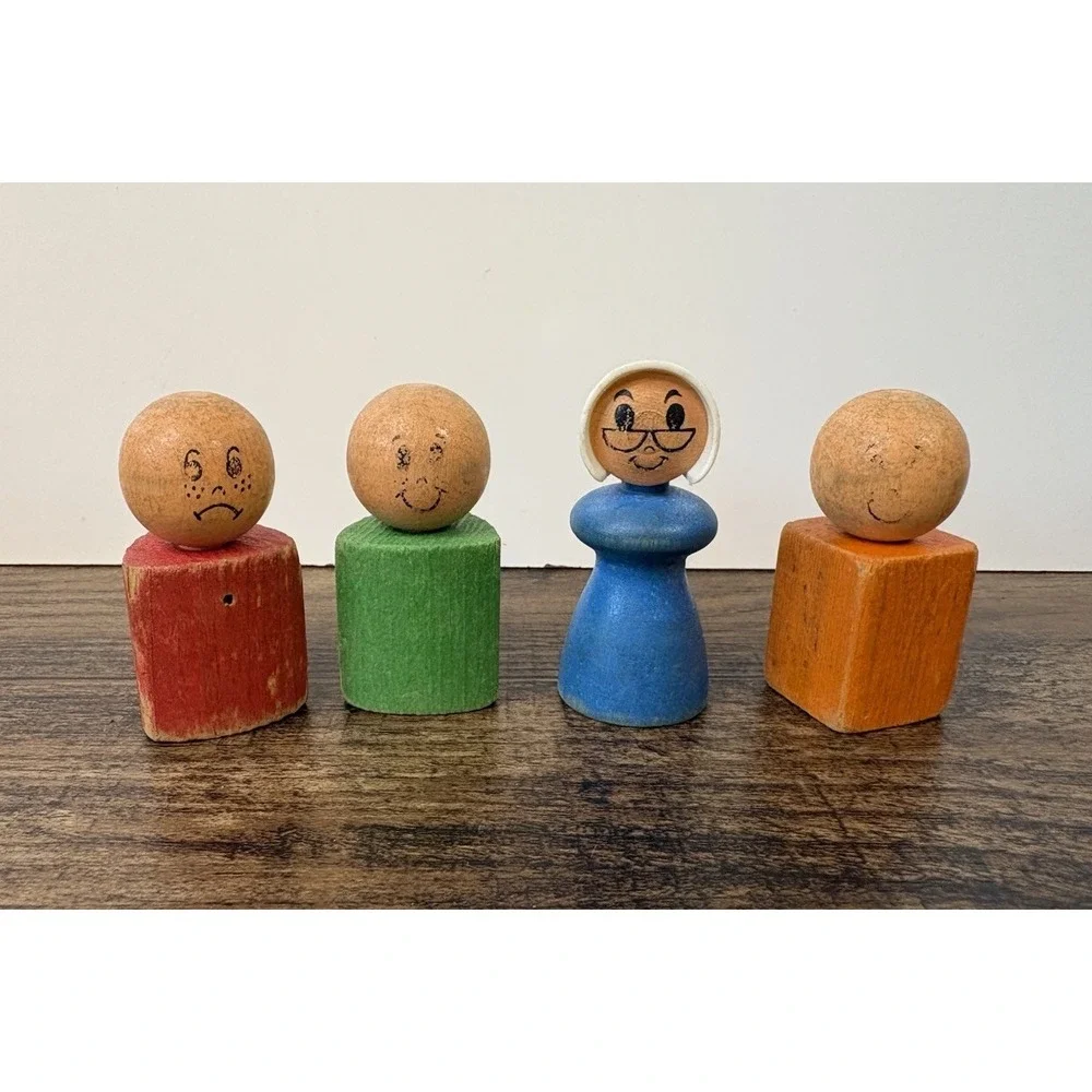 Vtg Playskool Old Woman Who Lived in a Shoe Figure Lot Blue Orange Red Blue